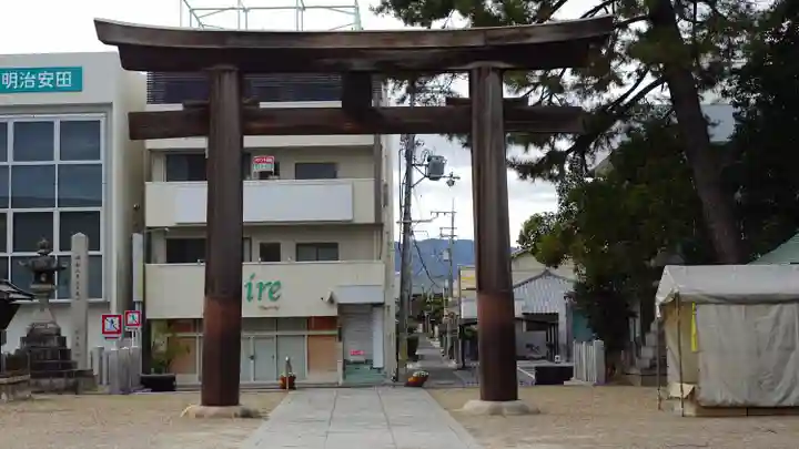 石園座多久虫玉神社(奈良県)