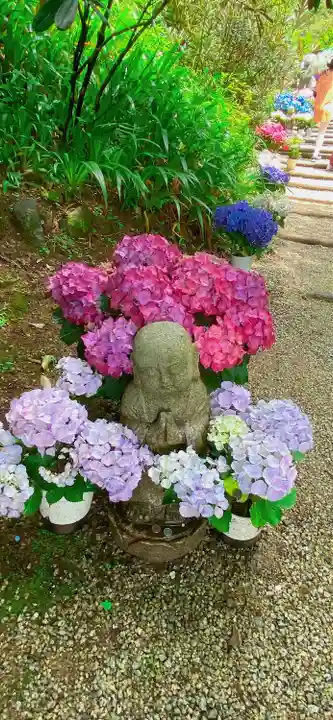 岡寺(龍蓋寺)の地蔵