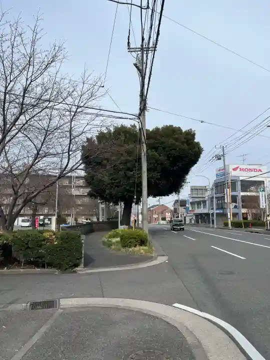 本村神明社の{uncategorized: "未分類", other: "その他", undefined: "問題あり", building: "その他建物", grave: "お墓", sacred_gate: "鳥居", guardian: "狛犬", statue: "像", buddha: "仏像", history: "歴史", nature: "自然", garden: "庭園", animal: "動物", pagoda: "塔", temizu: "手水舎", mountain_gate: "山門・神門", sanctuary: "本殿・本堂", subordinate: "末社・摂社", art: "芸術", scenery: "景色", jizo: "地蔵", ema: "絵馬", goshuin: "御朱印", omikuji: "おみくじ", items: "授与品その他", amulet: "お守り", goshuincho: "御朱印帳", eats: "食事", festival: "お祭り", votive_dance: "神楽", shichigosan: "七五三参", wedding: "結婚式", experience: "体験その他", initially: "初詣", around: "周辺", anti_infection: "感染症対策"}
