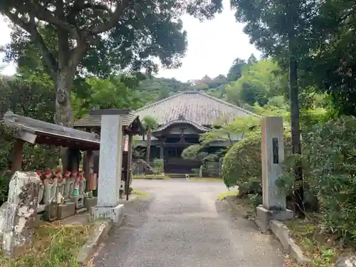 大林寺の山門