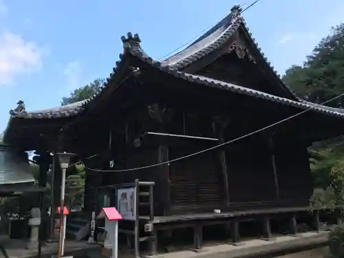 白峯寺の本殿