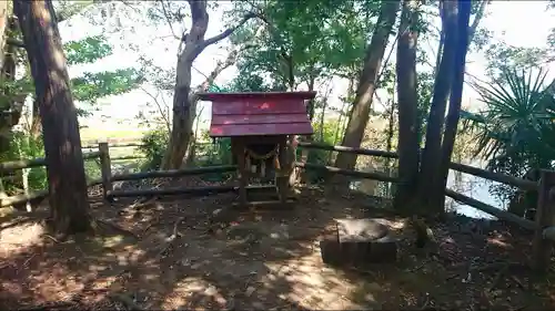 氷川女體神社の末社