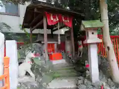 三囲神社の建物その他