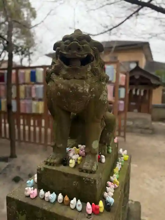 現人神社の{uncategorized: "未分類", other: "その他", undefined: "問題あり", building: "その他建物", grave: "お墓", sacred_gate: "鳥居", guardian: "狛犬", statue: "像", buddha: "仏像", history: "歴史", nature: "自然", garden: "庭園", animal: "動物", pagoda: "塔", temizu: "手水舎", mountain_gate: "山門・神門", sanctuary: "本殿・本堂", subordinate: "末社・摂社", art: "芸術", scenery: "景色", jizo: "地蔵", ema: "絵馬", goshuin: "御朱印", omikuji: "おみくじ", items: "授与品その他", amulet: "お守り", goshuincho: "御朱印帳", eats: "食事", festival: "お祭り", votive_dance: "神楽", shichigosan: "七五三参", wedding: "結婚式", experience: "体験その他", initially: "初詣", around: "周辺", anti_infection: "感染症対策"}