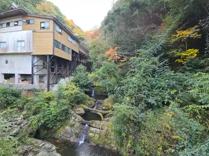 大本山七宝瀧寺(大阪府)