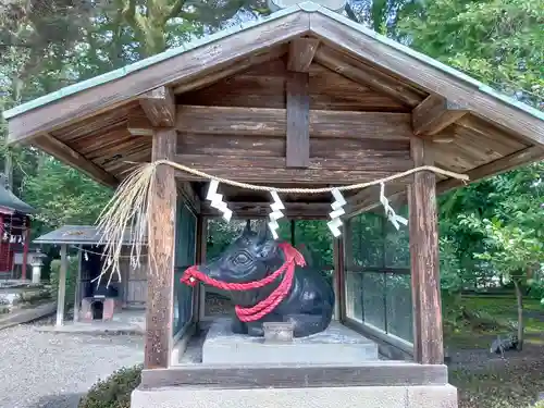 阿志都彌神社・行過天満宮の像