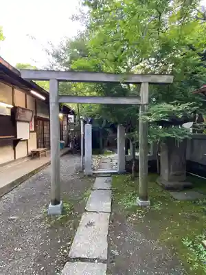 牛天神北野神社の鳥居