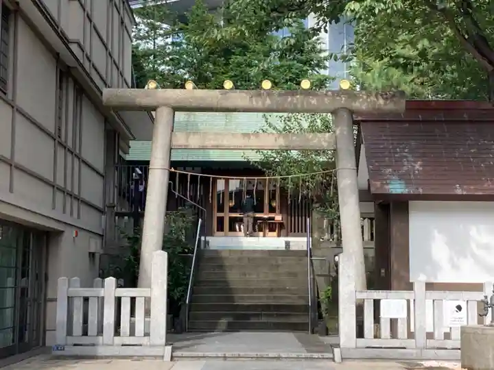 六本木天祖神社の鳥居
