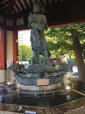 浅草寺の手水舎