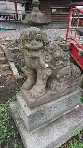 法霊山龗神社の狛犬