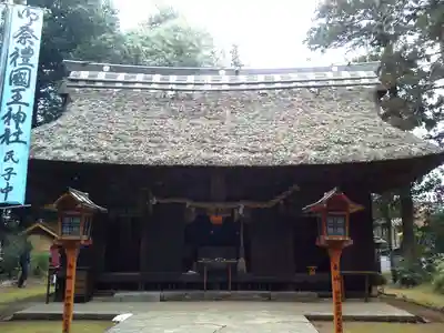 國王神社の本殿・本堂