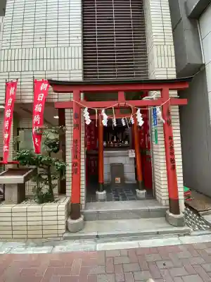 朝日稲荷神社の{uncategorized: "未分類", other: "その他", undefined: "問題あり", building: "その他建物", grave: "お墓", sacred_gate: "鳥居", guardian: "狛犬", statue: "像", buddha: "仏像", history: "歴史", nature: "自然", garden: "庭園", animal: "動物", pagoda: "塔", temizu: "手水舎", mountain_gate: "山門・神門", sanctuary: "本殿・本堂", subordinate: "末社・摂社", art: "芸術", scenery: "景色", jizo: "地蔵", ema: "絵馬", goshuin: "御朱印", omikuji: "おみくじ", items: "授与品その他", amulet: "お守り", goshuincho: "御朱印帳", eats: "食事", festival: "お祭り", votive_dance: "神楽", shichigosan: "七五三参", wedding: "結婚式", experience: "体験その他", initially: "初詣", around: "周辺", anti_infection: "感染症対策"}