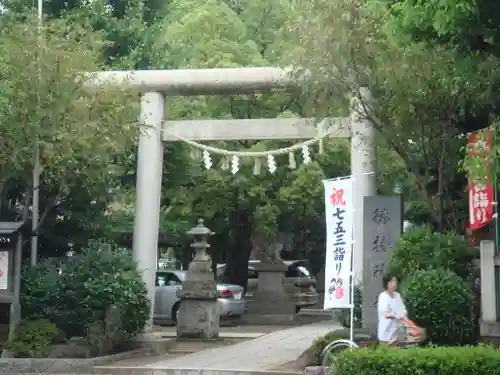 徳持神社の鳥居