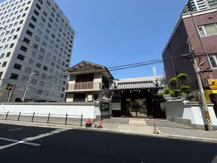 冷雲院の{uncategorized: "未分類", other: "その他", undefined: "問題あり", building: "その他建物", grave: "お墓", sacred_gate: "鳥居", guardian: "狛犬", statue: "像", buddha: "仏像", history: "歴史", nature: "自然", garden: "庭園", animal: "動物", pagoda: "塔", temizu: "手水舎", mountain_gate: "山門・神門", sanctuary: "本殿・本堂", subordinate: "末社・摂社", art: "芸術", scenery: "景色", jizo: "地蔵", ema: "絵馬", goshuin: "御朱印", omikuji: "おみくじ", items: "授与品その他", amulet: "お守り", goshuincho: "御朱印帳", eats: "食事", festival: "お祭り", votive_dance: "神楽", shichigosan: "七五三参", wedding: "結婚式", experience: "体験その他", initially: "初詣", around: "周辺", anti_infection: "感染症対策"}