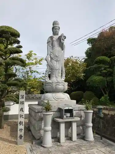 昌岩寺の仏像