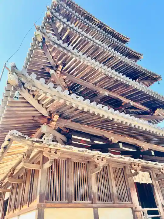 法隆寺の{uncategorized: "未分類", other: "その他", undefined: "問題あり", building: "その他建物", grave: "お墓", sacred_gate: "鳥居", guardian: "狛犬", statue: "像", buddha: "仏像", history: "歴史", nature: "自然", garden: "庭園", animal: "動物", pagoda: "塔", temizu: "手水舎", mountain_gate: "山門・神門", sanctuary: "本殿・本堂", subordinate: "末社・摂社", art: "芸術", scenery: "景色", jizo: "地蔵", ema: "絵馬", goshuin: "御朱印", omikuji: "おみくじ", items: "授与品その他", amulet: "お守り", goshuincho: "御朱印帳", eats: "食事", festival: "お祭り", votive_dance: "神楽", shichigosan: "七五三参", wedding: "結婚式", experience: "体験その他", initially: "初詣", around: "周辺", anti_infection: "感染症対策"}