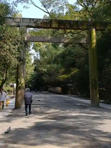 熱田神宮の鳥居