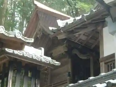 八王子神社の本殿・本堂
