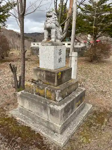 留辺蘂神社の狛犬