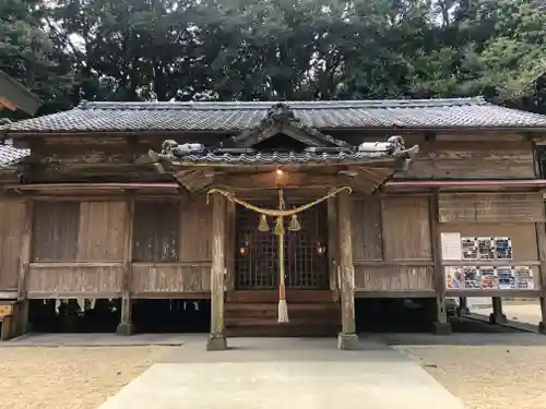奈古神社の本殿・本堂