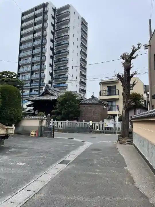 極楽寺の{uncategorized: "未分類", other: "その他", undefined: "問題あり", building: "その他建物", grave: "お墓", sacred_gate: "鳥居", guardian: "狛犬", statue: "像", buddha: "仏像", history: "歴史", nature: "自然", garden: "庭園", animal: "動物", pagoda: "塔", temizu: "手水舎", mountain_gate: "山門・神門", sanctuary: "本殿・本堂", subordinate: "末社・摂社", art: "芸術", scenery: "景色", jizo: "地蔵", ema: "絵馬", goshuin: "御朱印", omikuji: "おみくじ", items: "授与品その他", amulet: "お守り", goshuincho: "御朱印帳", eats: "食事", festival: "お祭り", votive_dance: "神楽", shichigosan: "七五三参", wedding: "結婚式", experience: "体験その他", initially: "初詣", around: "周辺", anti_infection: "感染症対策"}
