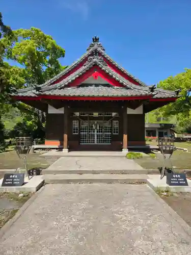 手貫神社の{uncategorized: "未分類", other: "その他", undefined: "問題あり", building: "その他建物", grave: "お墓", sacred_gate: "鳥居", guardian: "狛犬", statue: "像", buddha: "仏像", history: "歴史", nature: "自然", garden: "庭園", animal: "動物", pagoda: "塔", temizu: "手水舎", mountain_gate: "山門・神門", sanctuary: "本殿・本堂", subordinate: "末社・摂社", art: "芸術", scenery: "景色", jizo: "地蔵", ema: "絵馬", goshuin: "御朱印", omikuji: "おみくじ", items: "授与品その他", amulet: "お守り", goshuincho: "御朱印帳", eats: "食事", festival: "お祭り", votive_dance: "神楽", shichigosan: "七五三参", wedding: "結婚式", experience: "体験その他", initially: "初詣", around: "周辺", anti_infection: "感染症対策"}