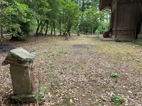 滝口神社の末社