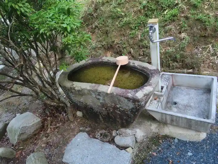 綾部神社(岡山県)