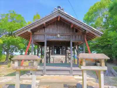 十二所社（野崎）の本殿・本堂