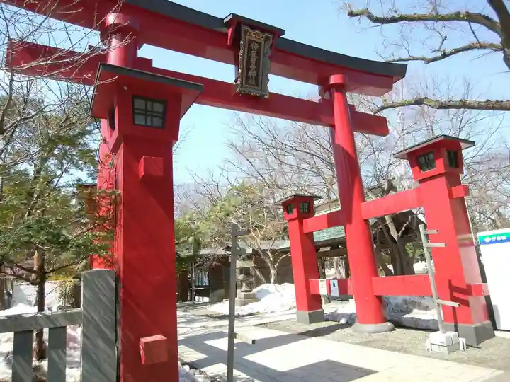 彌彦神社 (伊夜日子神社)の鳥居