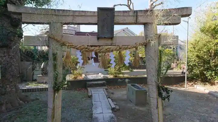 久里浜若宮神社の末社・摂社