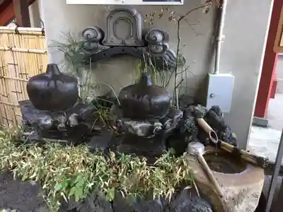 羽田神社の手水舎