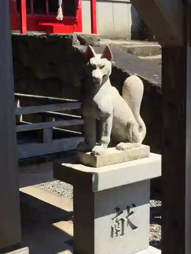 片田稲荷神社の狛犬