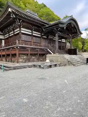 勝尾寺の本殿・本堂