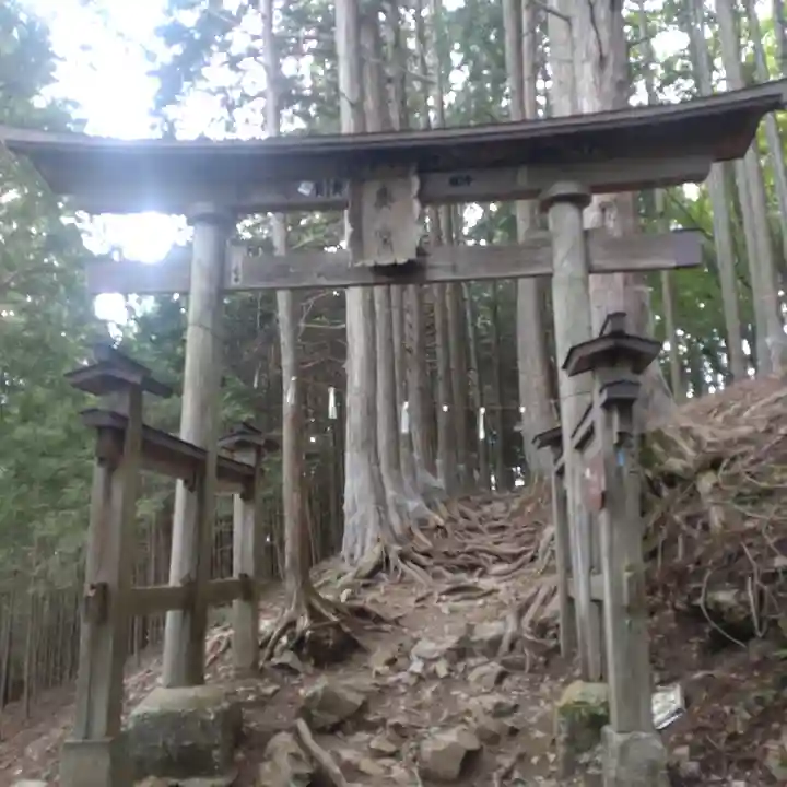 三峯神社奥宮(埼玉県)