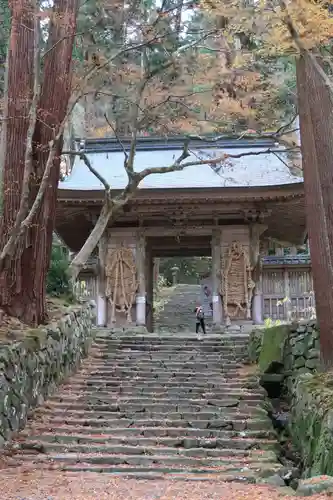 百済寺の山門