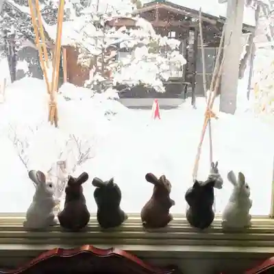 彌彦神社　(伊夜日子神社)の像
