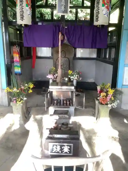 尻冷し地蔵の本殿・本堂