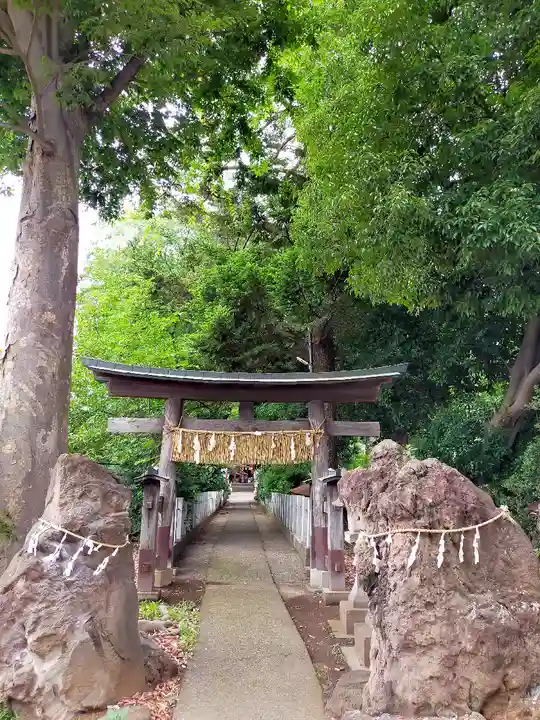 馬場氷川神社の鳥居
