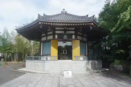 西新井大師総持寺の末社・摂社