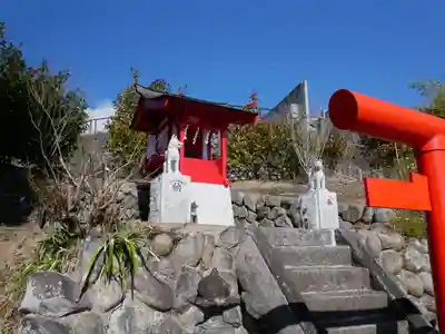 差出磯大嶽山神社 仕事と健康と厄よけの神さまの末社・摂社