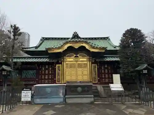 上野東照宮の{uncategorized: "未分類", other: "その他", undefined: "問題あり", building: "その他建物", grave: "お墓", sacred_gate: "鳥居", guardian: "狛犬", statue: "像", buddha: "仏像", history: "歴史", nature: "自然", garden: "庭園", animal: "動物", pagoda: "塔", temizu: "手水舎", mountain_gate: "山門・神門", sanctuary: "本殿・本堂", subordinate: "末社・摂社", art: "芸術", scenery: "景色", jizo: "地蔵", ema: "絵馬", goshuin: "御朱印", omikuji: "おみくじ", items: "授与品その他", amulet: "お守り", goshuincho: "御朱印帳", eats: "食事", festival: "お祭り", votive_dance: "神楽", shichigosan: "七五三参", wedding: "結婚式", experience: "体験その他", initially: "初詣", around: "周辺", anti_infection: "感染症対策"}