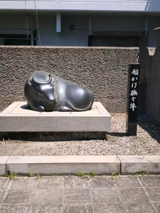 中野天満神社の{uncategorized: "未分類", other: "その他", undefined: "問題あり", building: "その他建物", grave: "お墓", sacred_gate: "鳥居", guardian: "狛犬", statue: "像", buddha: "仏像", history: "歴史", nature: "自然", garden: "庭園", animal: "動物", pagoda: "塔", temizu: "手水舎", mountain_gate: "山門・神門", sanctuary: "本殿・本堂", subordinate: "末社・摂社", art: "芸術", scenery: "景色", jizo: "地蔵", ema: "絵馬", goshuin: "御朱印", omikuji: "おみくじ", items: "授与品その他", amulet: "お守り", goshuincho: "御朱印帳", eats: "食事", festival: "お祭り", votive_dance: "神楽", shichigosan: "七五三参", wedding: "結婚式", experience: "体験その他", initially: "初詣", around: "周辺", anti_infection: "感染症対策"}