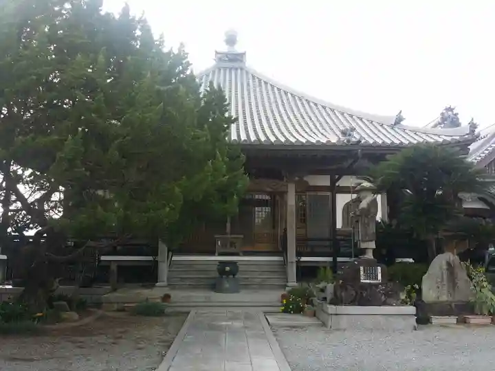 寳積寺の本殿・本堂