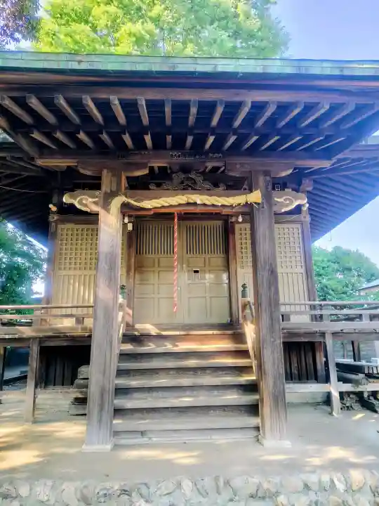 車返八幡神社の{uncategorized: "未分類", other: "その他", undefined: "問題あり", building: "その他建物", grave: "お墓", sacred_gate: "鳥居", guardian: "狛犬", statue: "像", buddha: "仏像", history: "歴史", nature: "自然", garden: "庭園", animal: "動物", pagoda: "塔", temizu: "手水舎", mountain_gate: "山門・神門", sanctuary: "本殿・本堂", subordinate: "末社・摂社", art: "芸術", scenery: "景色", jizo: "地蔵", ema: "絵馬", goshuin: "御朱印", omikuji: "おみくじ", items: "授与品その他", amulet: "お守り", goshuincho: "御朱印帳", eats: "食事", festival: "お祭り", votive_dance: "神楽", shichigosan: "七五三参", wedding: "結婚式", experience: "体験その他", initially: "初詣", around: "周辺", anti_infection: "感染症対策"}