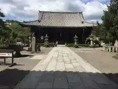 道成寺の本殿