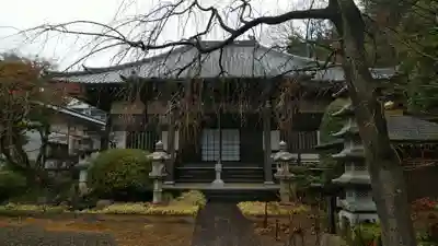 法華寺の本殿・本堂