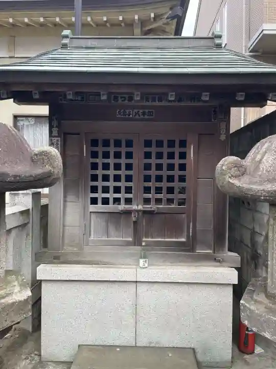 浮間不動尊の{uncategorized: "未分類", other: "その他", undefined: "問題あり", building: "その他建物", grave: "お墓", sacred_gate: "鳥居", guardian: "狛犬", statue: "像", buddha: "仏像", history: "歴史", nature: "自然", garden: "庭園", animal: "動物", pagoda: "塔", temizu: "手水舎", mountain_gate: "山門・神門", sanctuary: "本殿・本堂", subordinate: "末社・摂社", art: "芸術", scenery: "景色", jizo: "地蔵", ema: "絵馬", goshuin: "御朱印", omikuji: "おみくじ", items: "授与品その他", amulet: "お守り", goshuincho: "御朱印帳", eats: "食事", festival: "お祭り", votive_dance: "神楽", shichigosan: "七五三参", wedding: "結婚式", experience: "体験その他", initially: "初詣", around: "周辺", anti_infection: "感染症対策"}