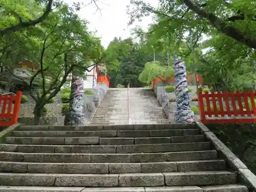 金櫻神社の建物その他