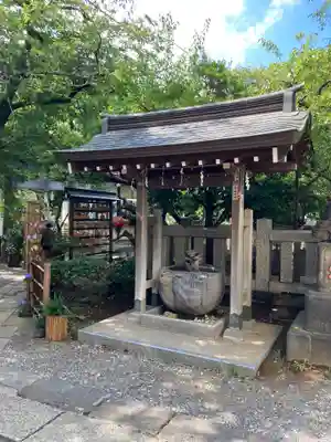 牛天神北野神社の手水舎